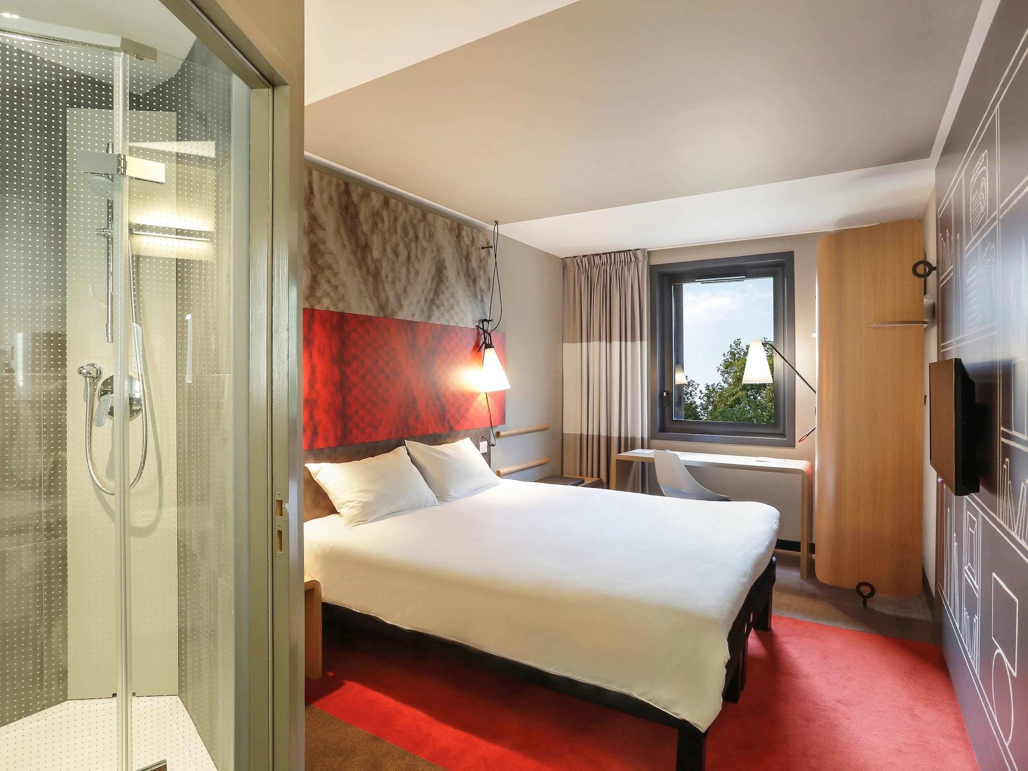 Ibis Le Mans Est Pontlieue Hotel Екстериор снимка