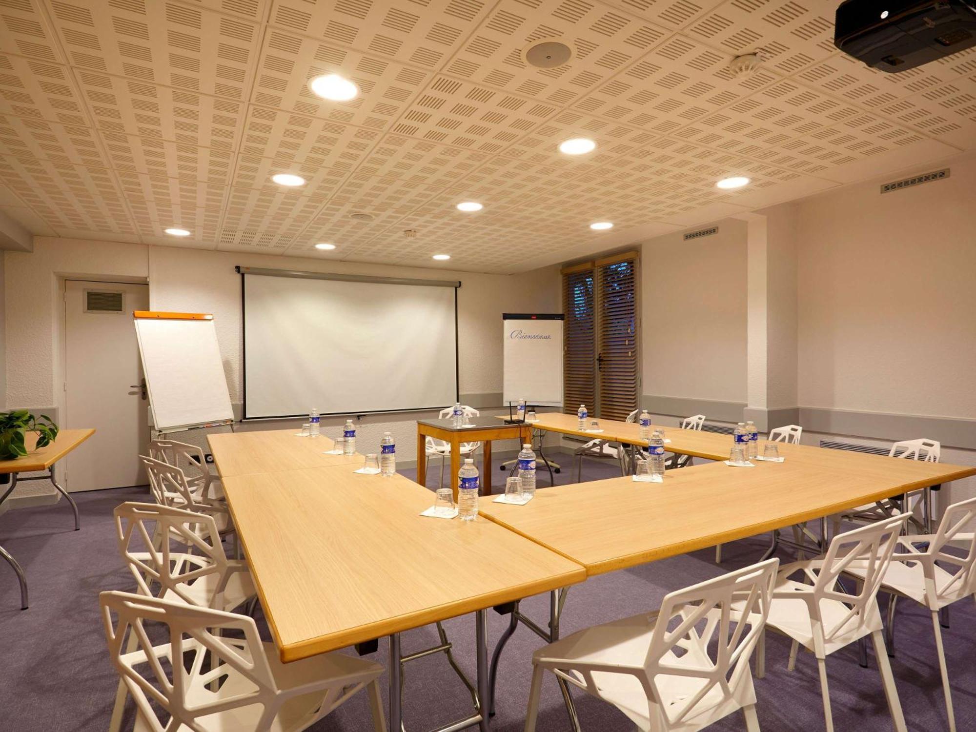Ibis Le Mans Est Pontlieue Hotel Екстериор снимка