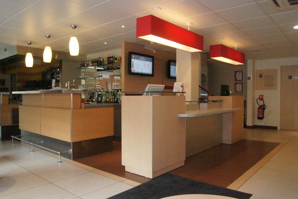 Ibis Le Mans Est Pontlieue Hotel Екстериор снимка